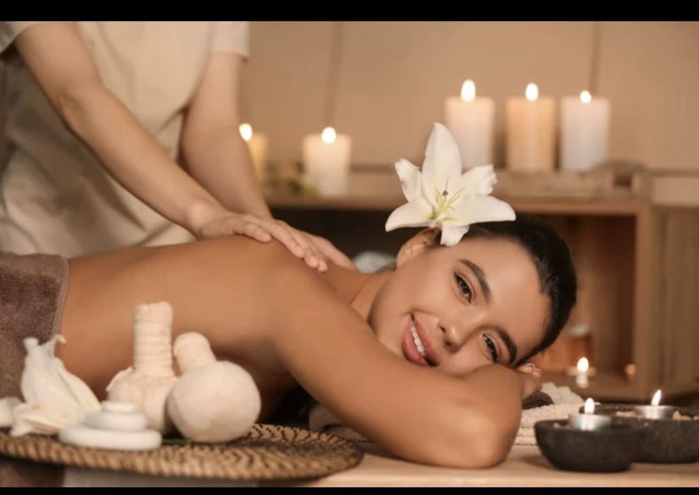 Надаю Послуги   з масажу