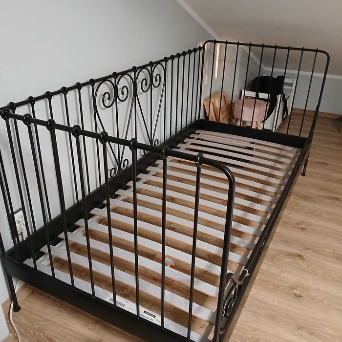 Łóżko pojedyńcze