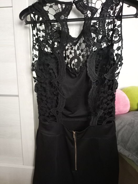 Одяг жіночий комбінзони . Плаття