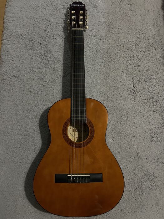 Guitarra Suzuki