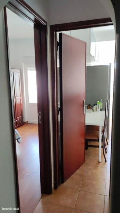 Quarto - localizado em Setubal