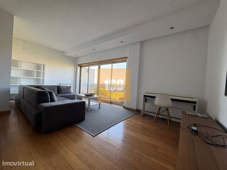 Penthouse T4 duplex no City Golf - Senhora da Hora