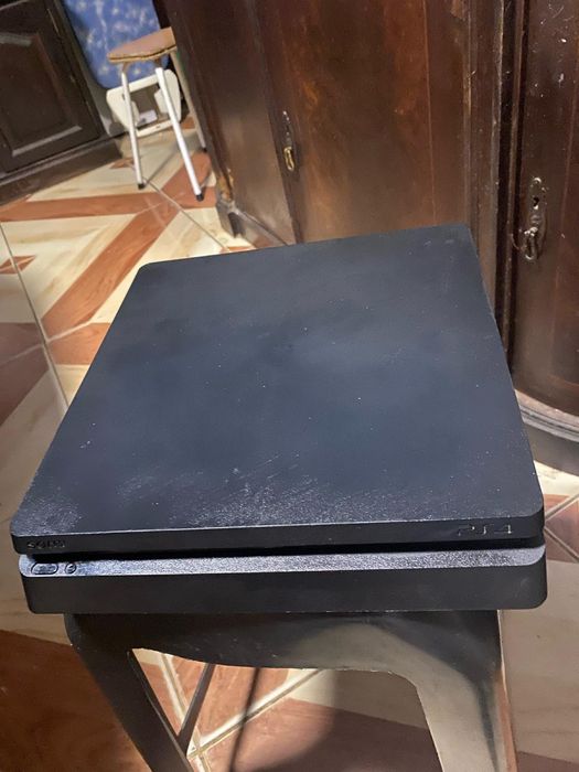 PlayStation 4 semi nova