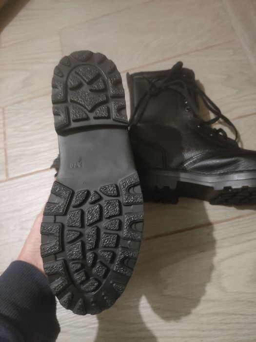 Новые берцы чёрные кожаные 42р. /Берці чорні шкіряні 1200грн