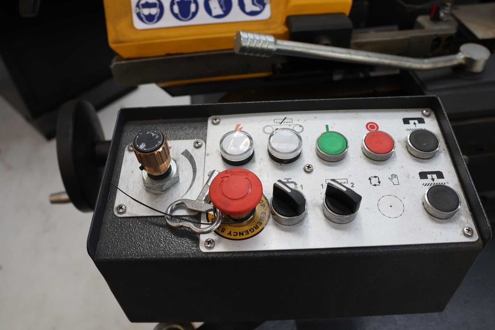 Mavipal | Serrote de Fita Horizontal 230 DG BEKAMAK