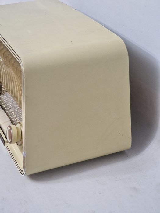 Rádio antigo reparado Philips