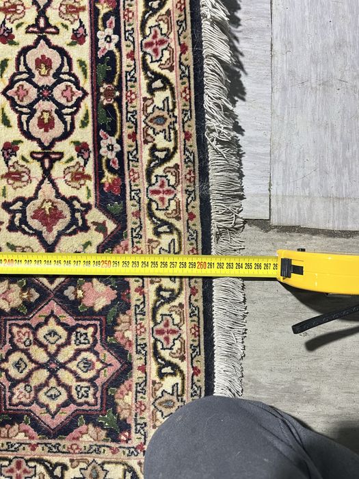 Tapete de persa oriental, artesanal em bom estado de conservação