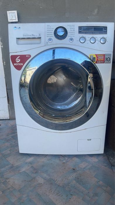Продам пральну машину Lg