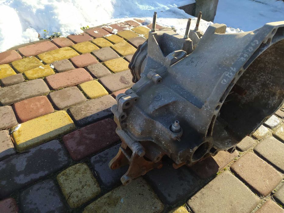 Коробка переключення передач КПП  Ford Fiesta Courier Мк4 96WT-7F096