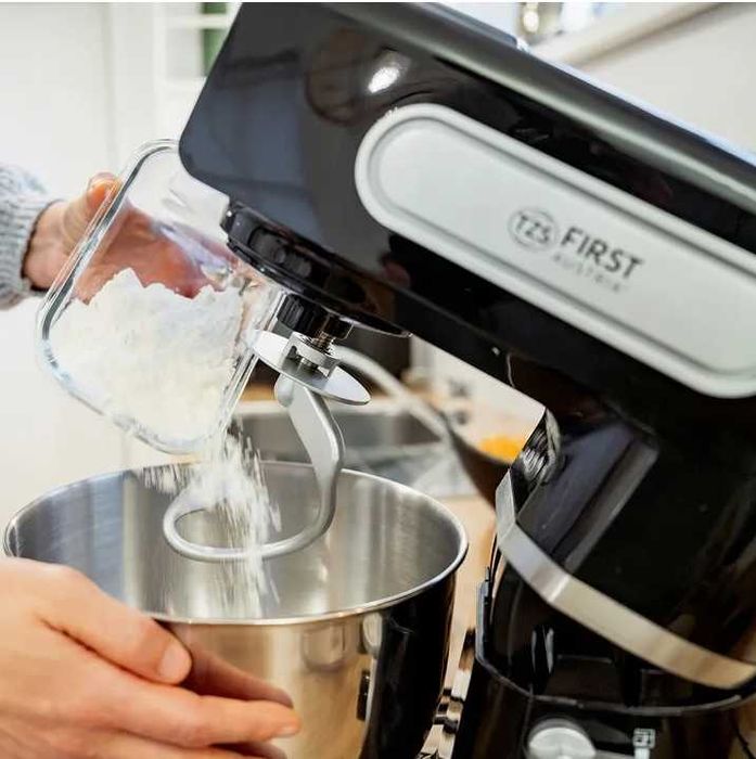 Robot Kuchenny Planetarny 1500W 6L  Stalowa Misa 3 Końcówki