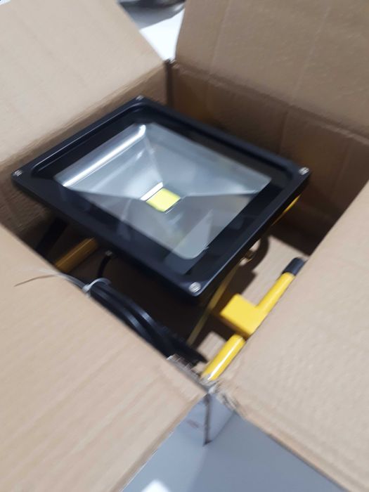 projector  ip65\ 3000 horas hg o.0m