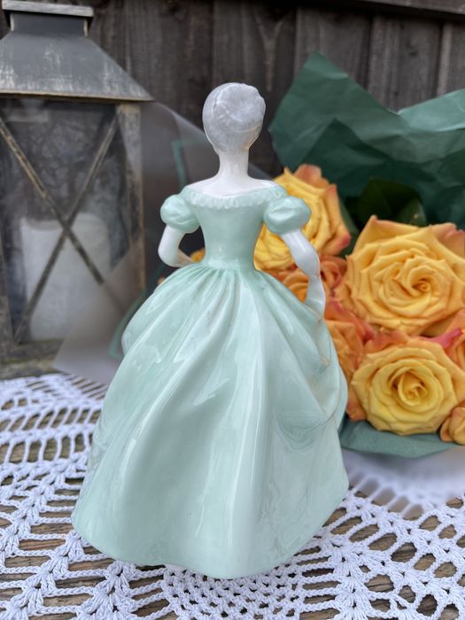 Статуэтка фарфоровая Royal Doulton