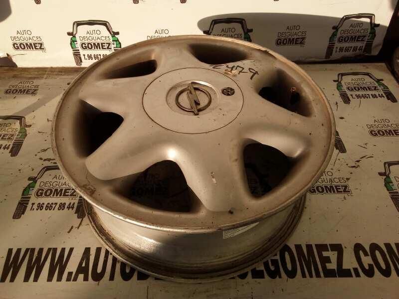 Pneu Opel Astra F Berlina