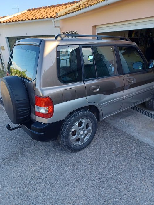 Mitsubishi Pagero Pinim 2001