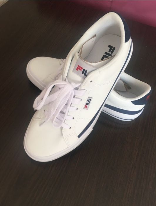 Мужские кожаные кеды кроссовки Fila размер 40