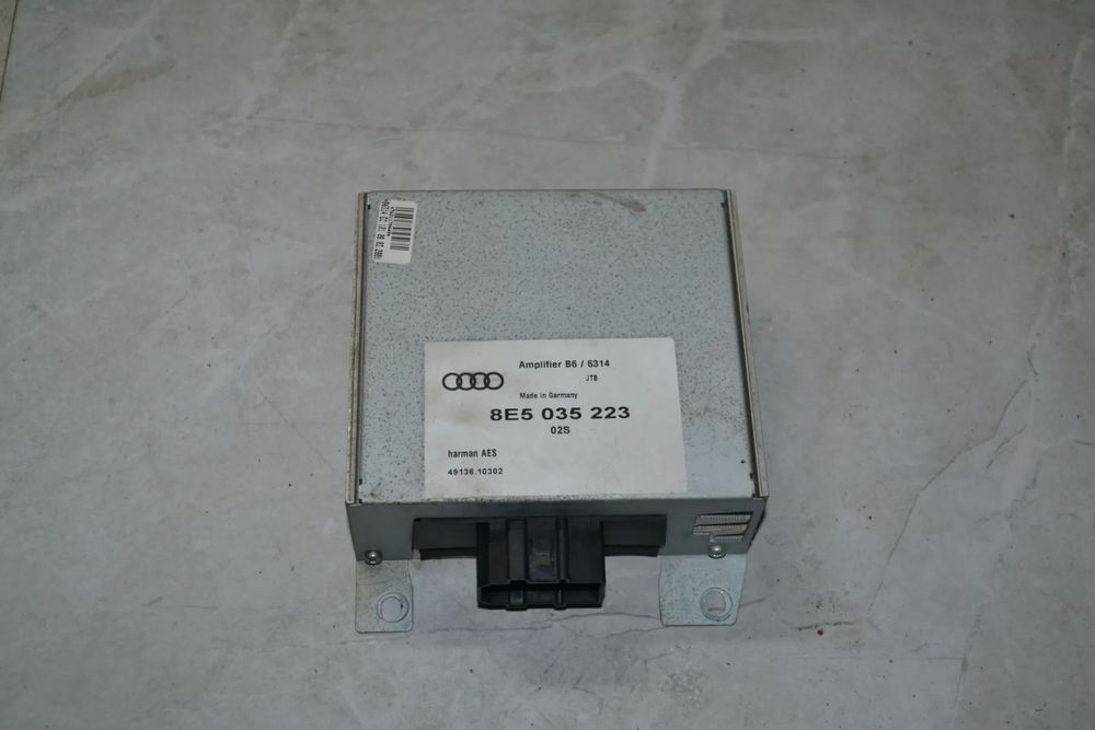 AUDI A4 B6 B7 WZMACNIACZ DŹWIĘKU 8E9035223