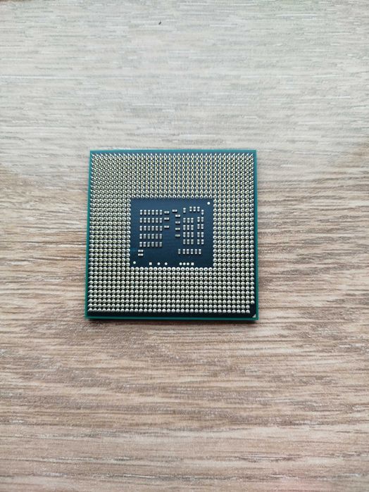 Процесор Intel® Core™ i5-580M, 3 Mb Cache, 2 ядра 2.667 GHz.