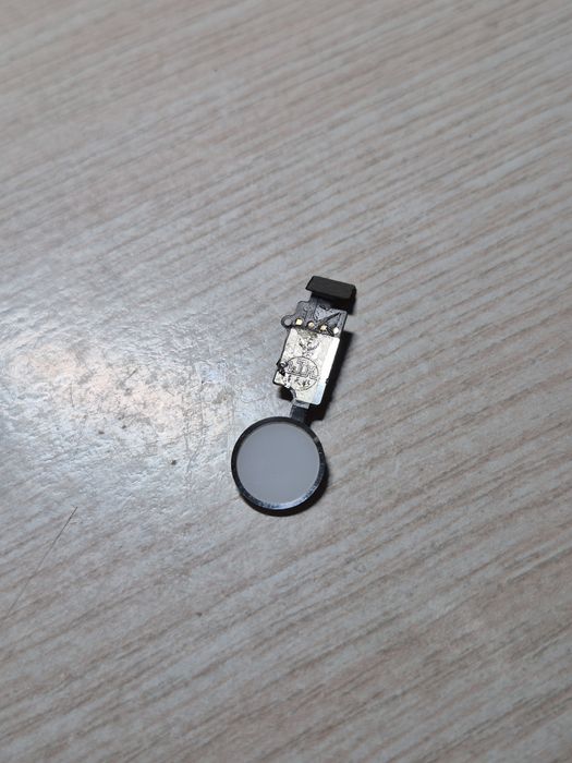 Деталі на айфон 7 опис