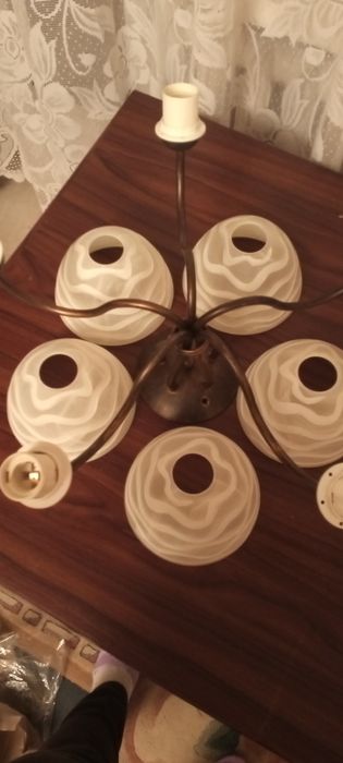 Żyrandol - lampa sufitowa
