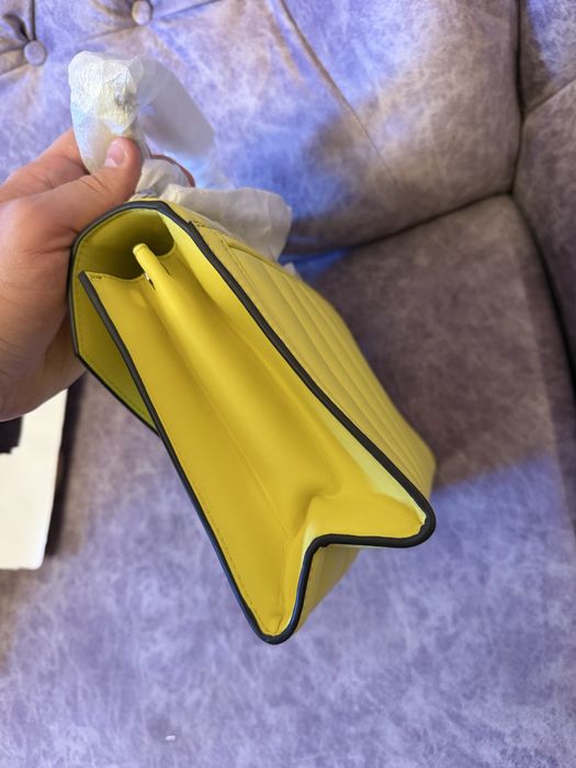 Сумка Michael Kors Whitney Yellow Large Leather Shoulder Bag