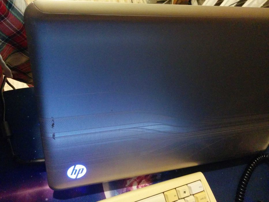 HP Pavilion dv7-4021so