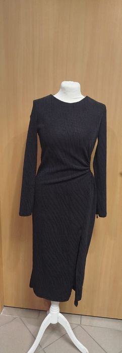 Przepiękna czarna elegancka sukienka na Sylwestra andrzejki święta