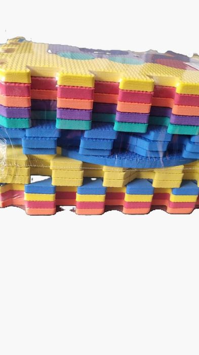 PUZZLE NOWE PIANKOWA kojec kolorowa mata