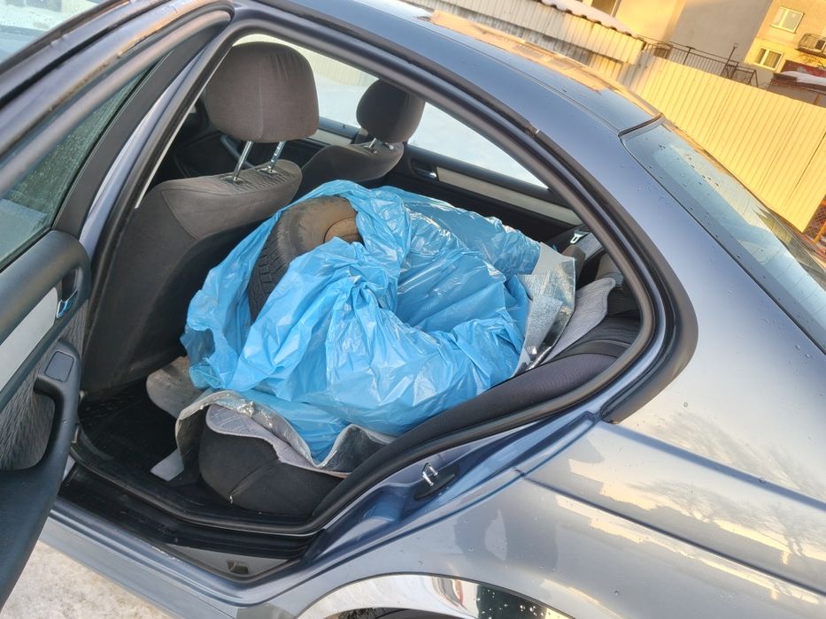 BMW seria 3 E46 316i 105 km