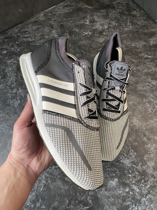 Buty Adidas Los Angeles