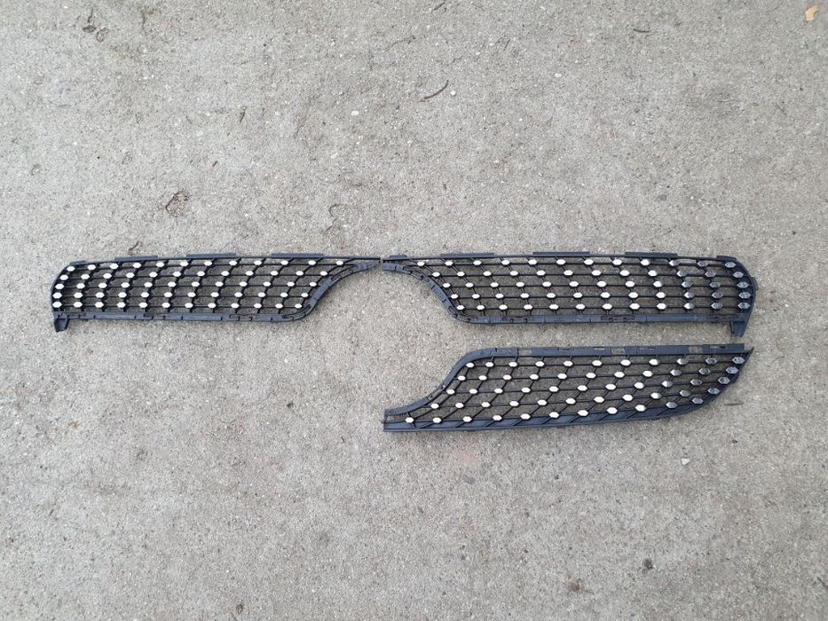 Mercedes CLA AMG 117 lifting 16- grill atrapa kratka diamond