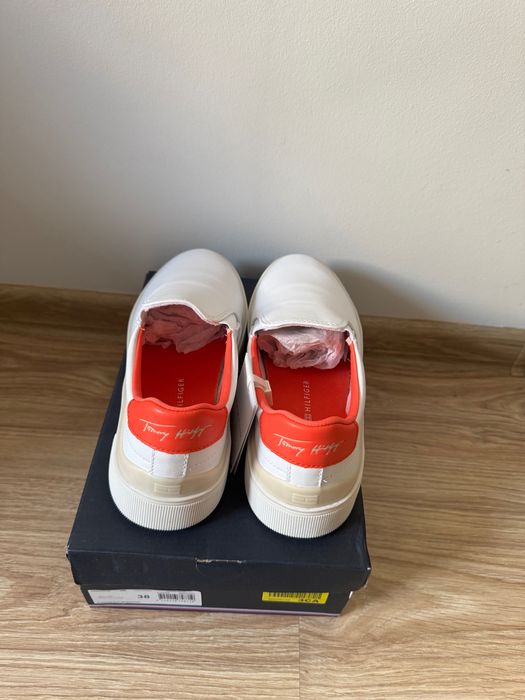 Tommy Hilfiger: sneakersy niskie (rozmiar 38)