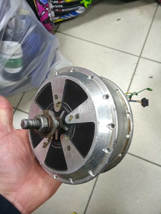 Мотор-колеса для гироскутеров и самокатов Ninebot — новые и б/у