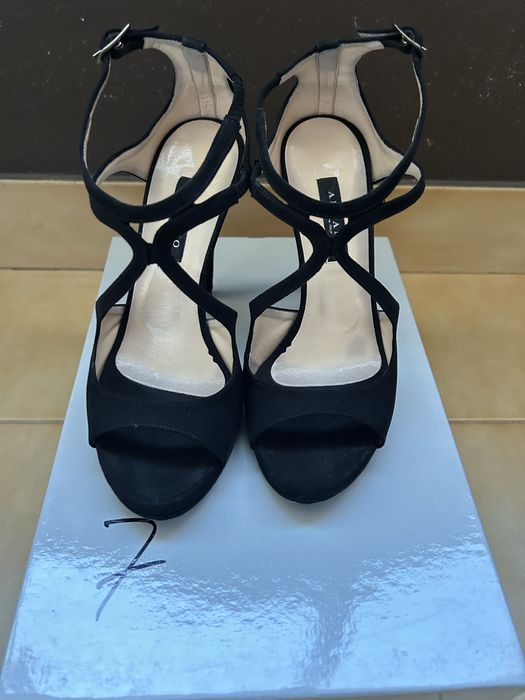 Sapatos Albano, usados uma vez num casamento