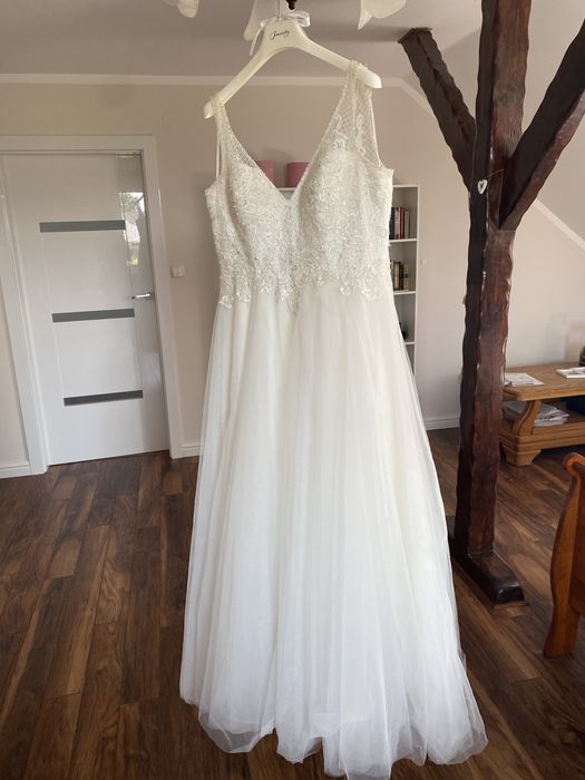 Suknia śubna sweetheart 2020 model 11070