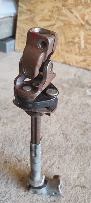 Кермовий карданчик