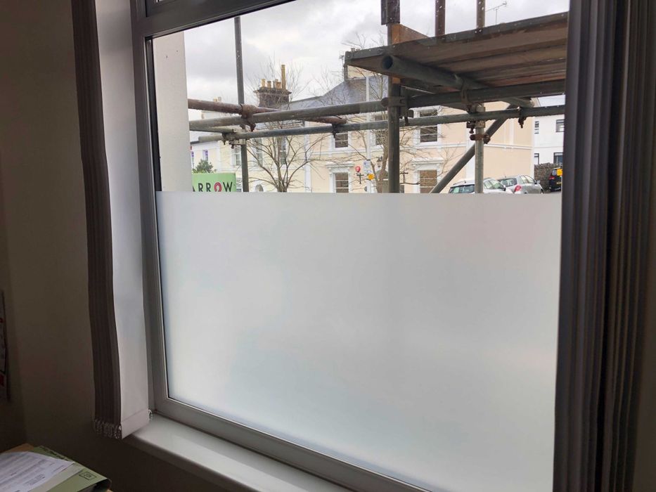 Плівка на вікна, прозора матова. Плівка сатинова. Плёнка на окна