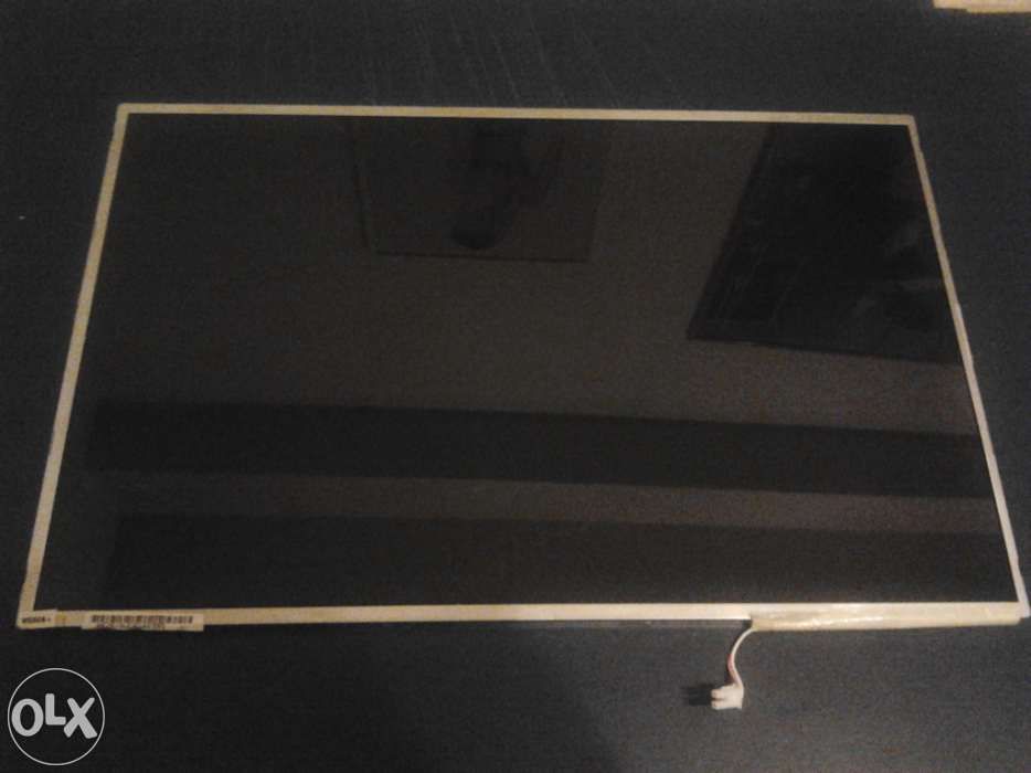 Display lcd 15.4" usado como novo p/ portátil64552453614723120