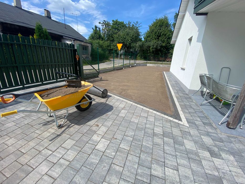 Usługi ogrodnicze , ogrodnik , pielęgnacja ogrodu ,przycinka żywopłotu