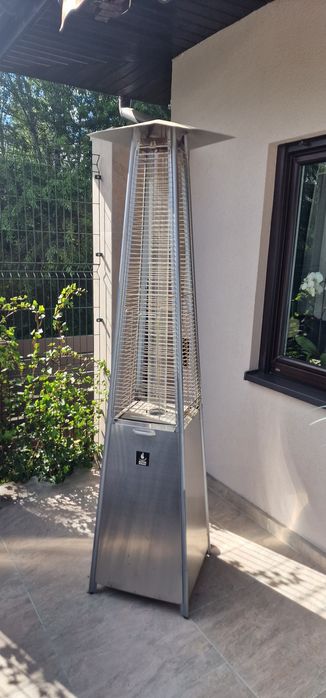 Parasol grzewczy tarasowy