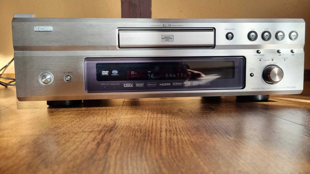 Odtwarzacz multiformatowy Denon 3930 - z pilotem i polską instrukcją.