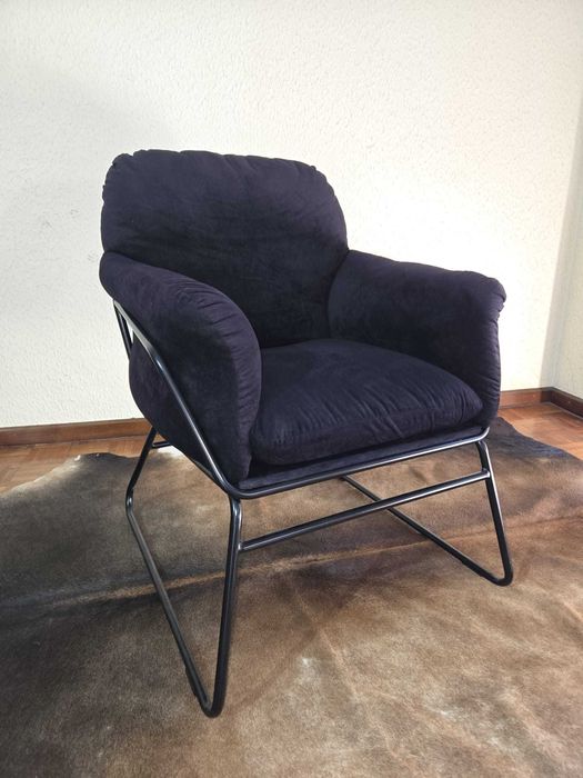 Cadeirão em Ferro forrado a veludo