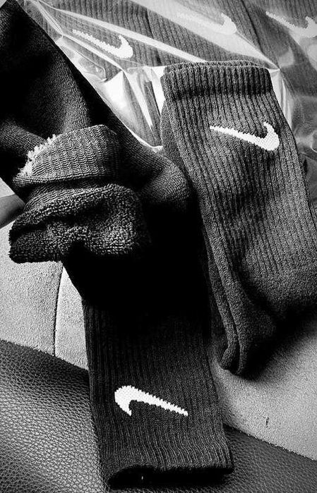Високі махрові шкарпетки Nike. Высокие махровые носки белые/черные