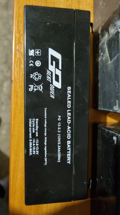 Аккумулятор  б.у на запчасти цена за все