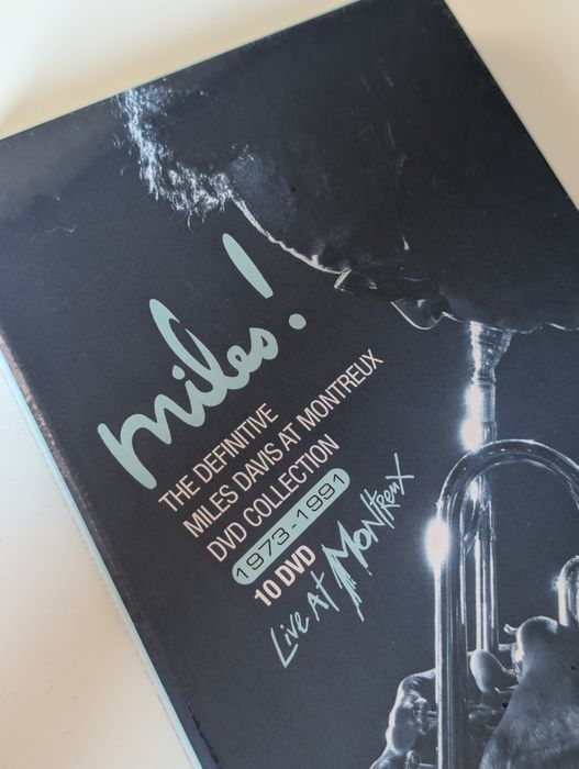 NOVO - Edição Numerada Limitada - Miles Davis - 10 DVD Collection  Live At Montreux