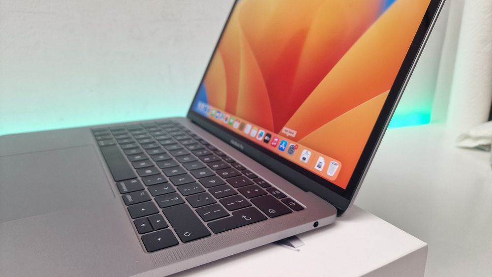 Laptop MacBook Pro 13" BDB stan bez iclouda - 100% sprawny