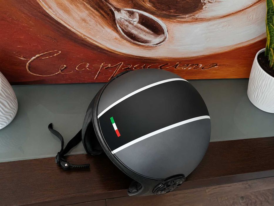 kask Crivit Jet ECE-R 22.05 roz. M na motor / skuter / narty
