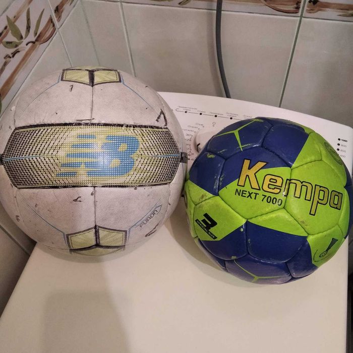 продам  Футбольный мяч  5 размер