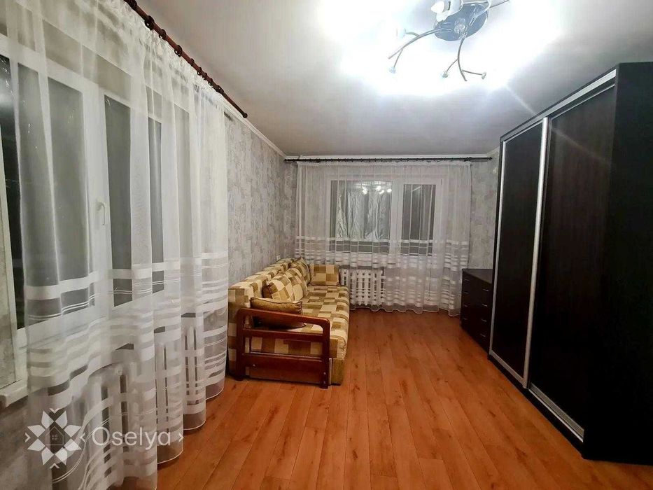 Продаж 1-кімнатна квартира площею 31 м² у цегляному будинку Волинська