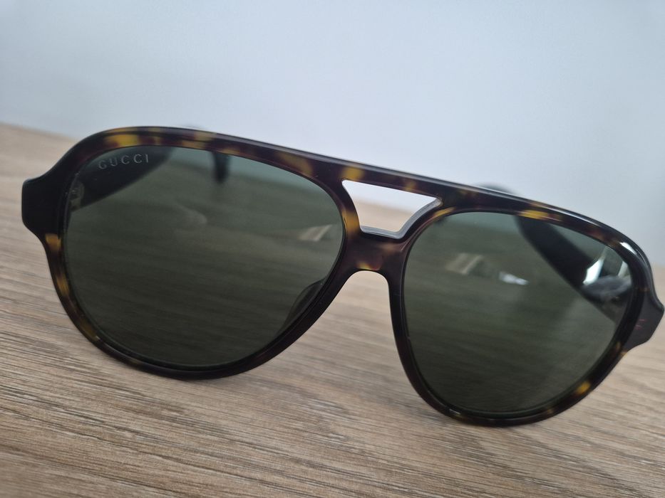 Okulary przeciw słoneczne Gucci
