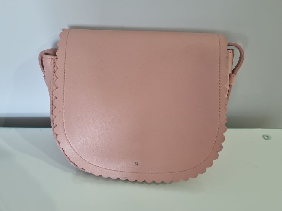 Torebka reserved przez ramie